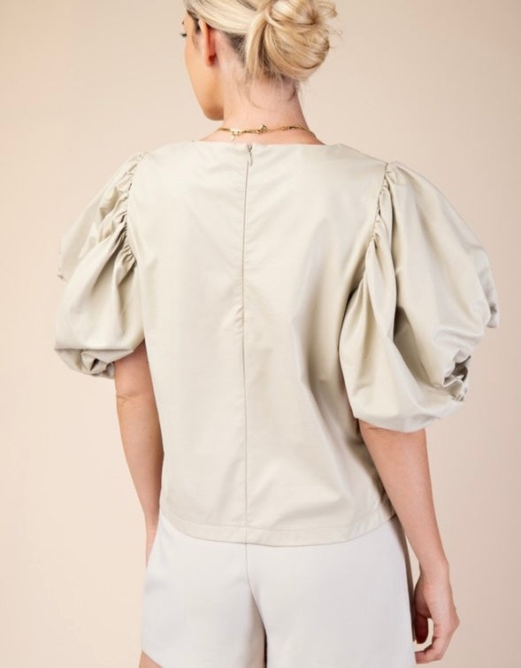 The Hepburn Top