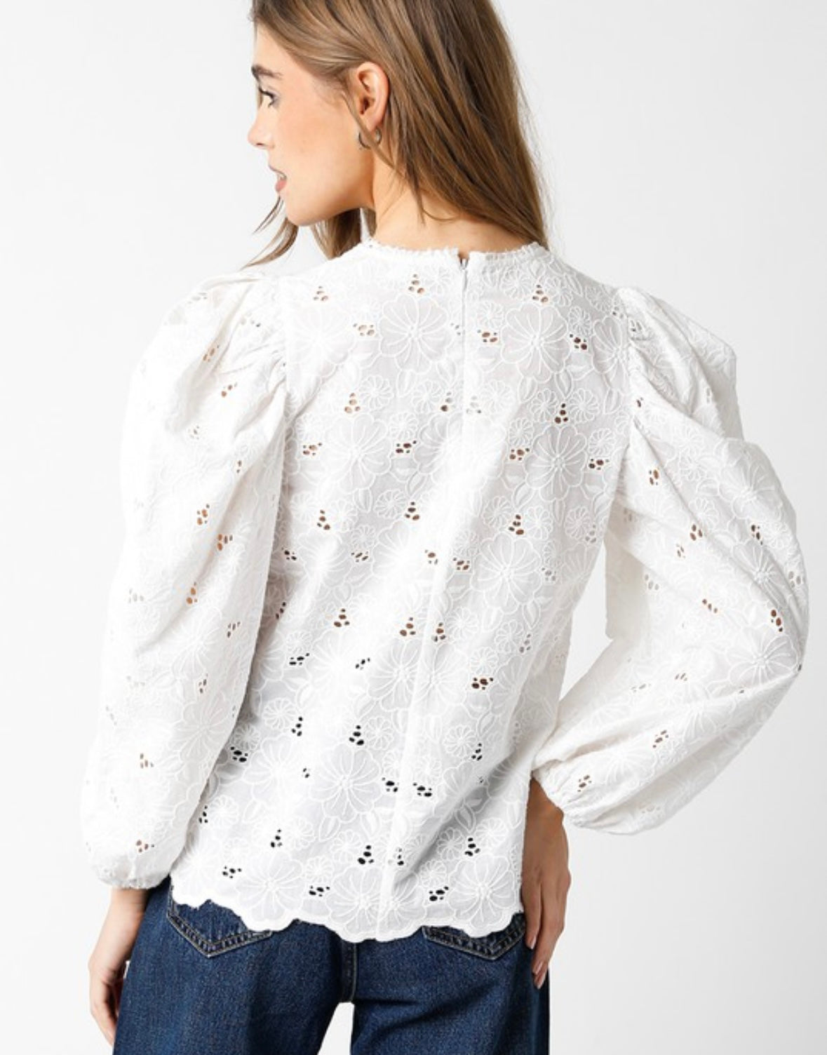 Chasing Dreams Top